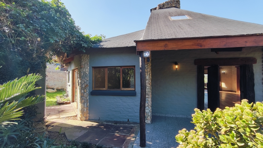 5 Bedroom Property for Sale in Island View Western Cape